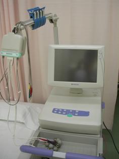 心電計検査装置の写真